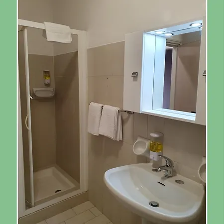 Hotel Cavezzo Hotel 2*